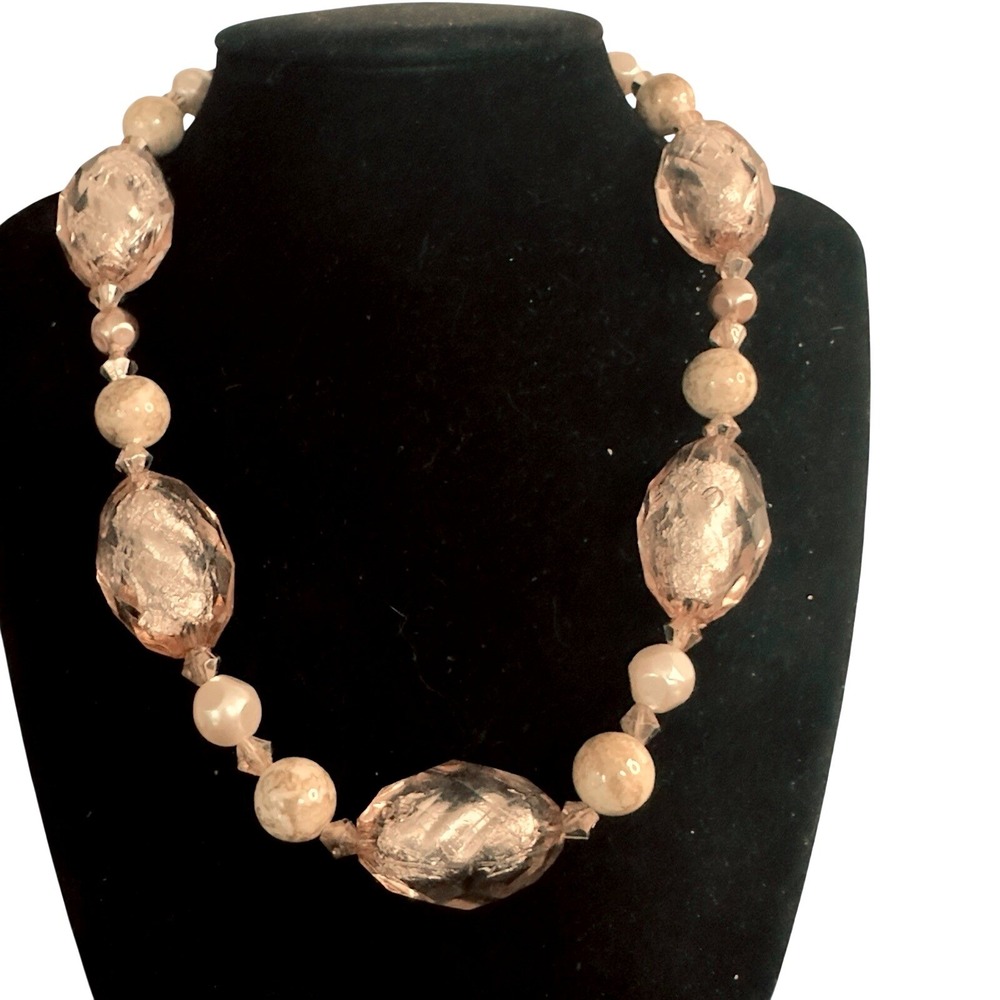 Lucite beaded Necklace & Earring Set Faint Rose & Clear Faceted Beads 16" - 18" - Picture 4 of 7
